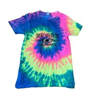 Tennessee T-Shirt Adult Small Rainbow Tie-Dye Great Smoky Mountains TN Bear